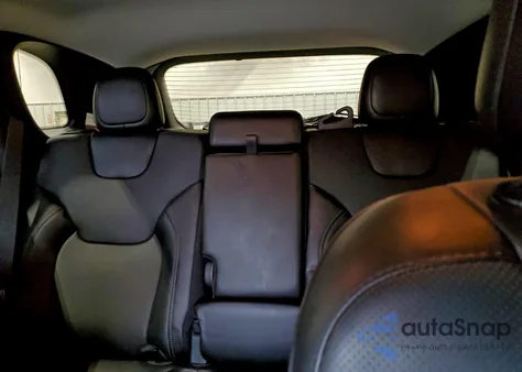 2023 Jeep Cherokee Altitude Lux z USA, uszkodzony, nr VIN 1C4PJMMB2PD100621